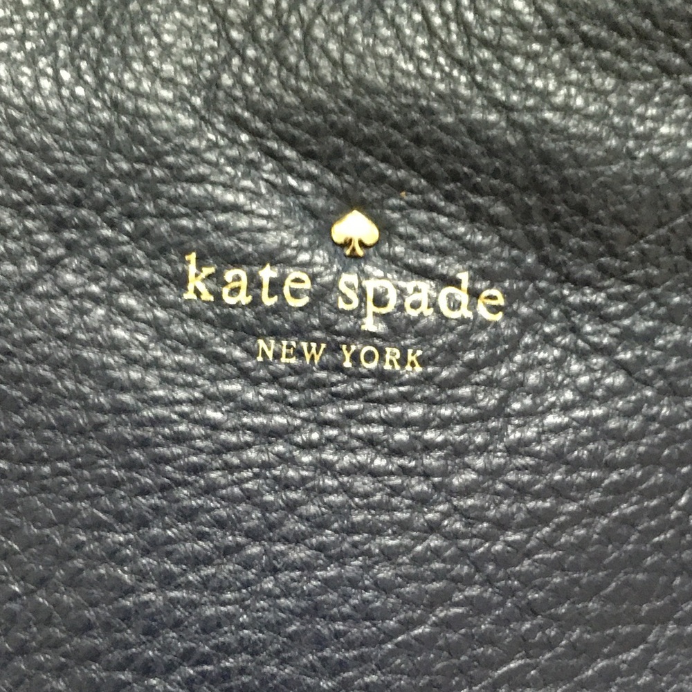 Authentic Kate Spade Cobble Hill Finley Hobo Bag in French Navy - Picture 3 of 16